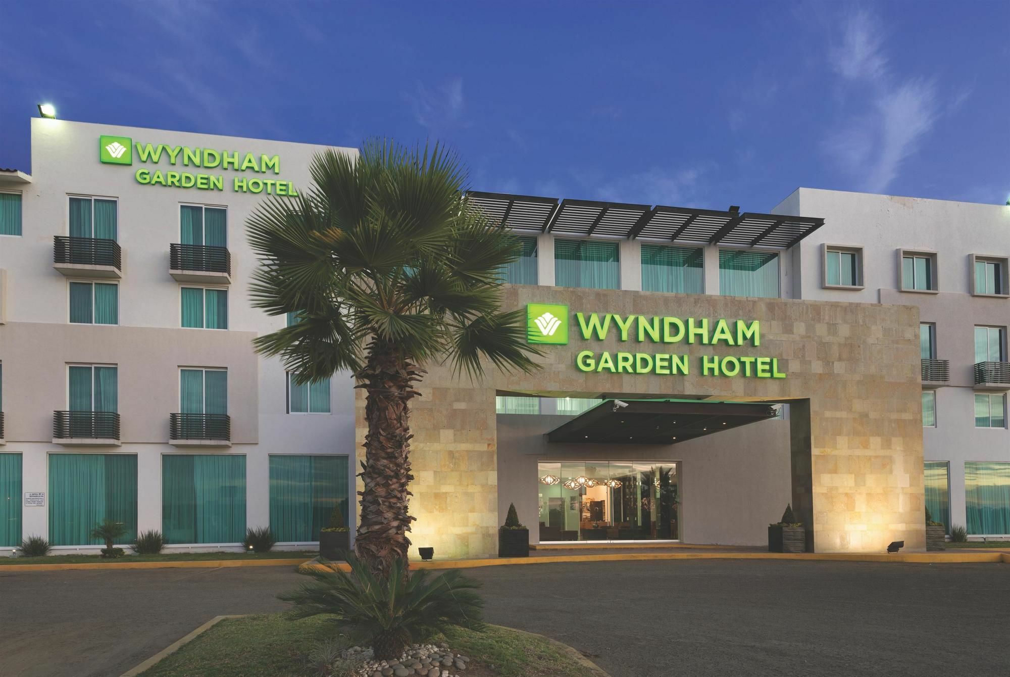 Wyndham Garden Silao Bajio Aeropuerto Hotel Exterior foto